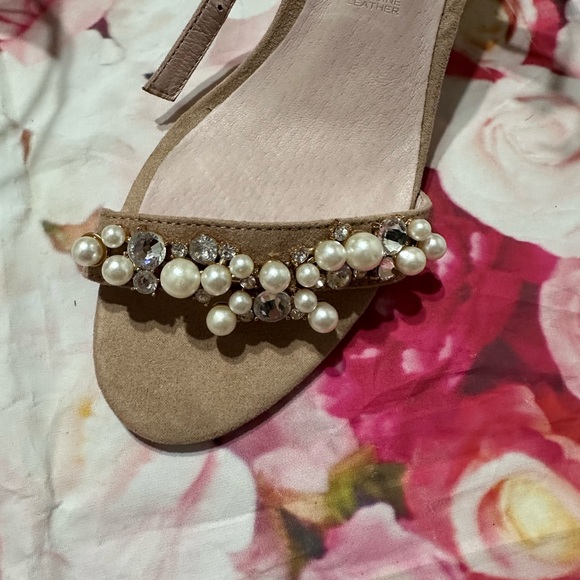 Chinese Laundry Pearled Heels - Picture 7 of 8